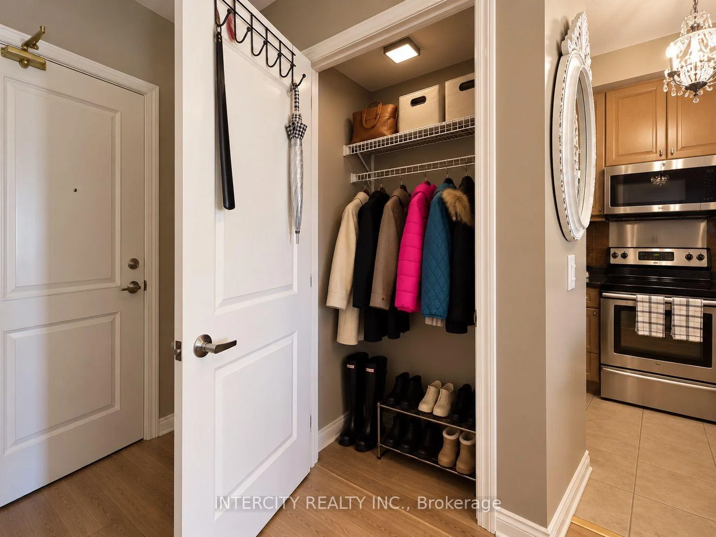 Photo 19 of Unit 1204, 9235 Jane Street, Vaughan, Maple — HOMEH