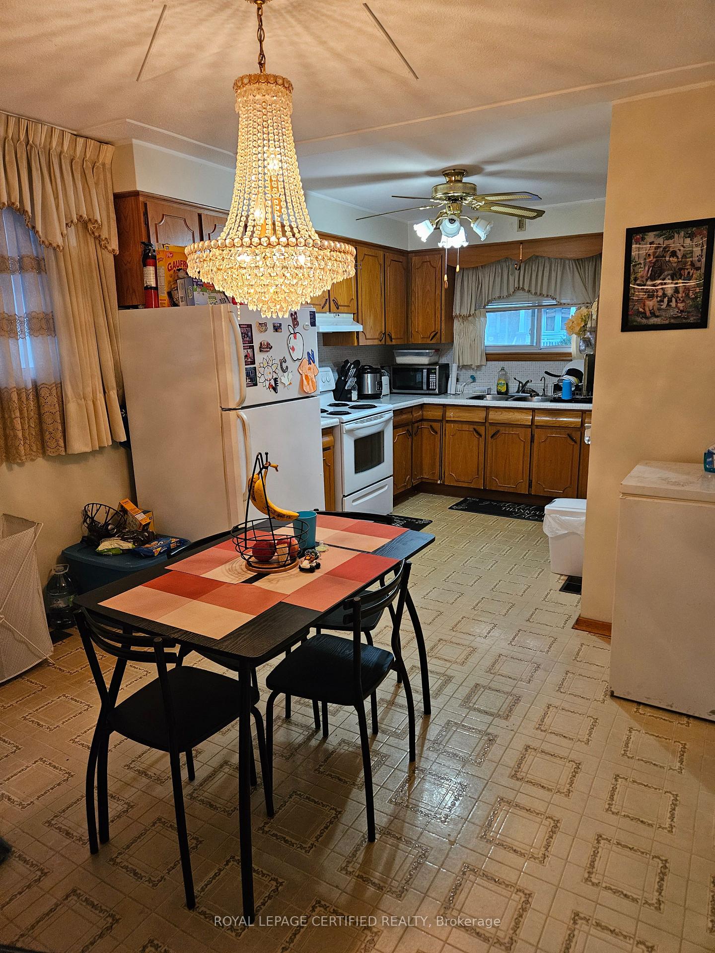 Photo 5 of 197 Craigroyston Road, Hamilton, Bartonville — HOMEH