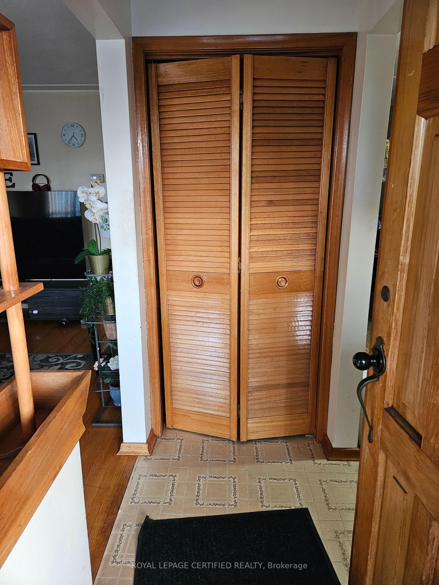 Photo 13 of 197 Craigroyston Road, Hamilton, Bartonville — HOMEH
