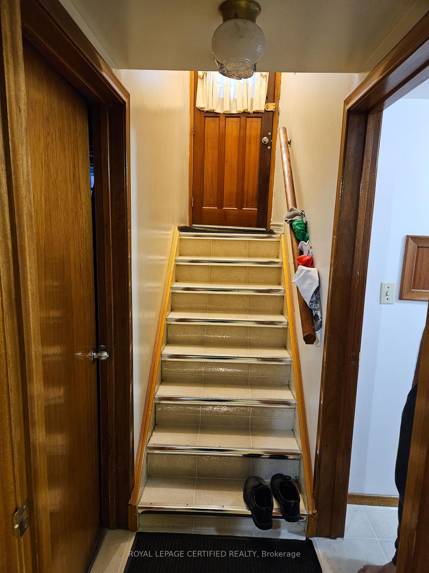 Photo 15 of 197 Craigroyston Road, Hamilton, Bartonville — HOMEH