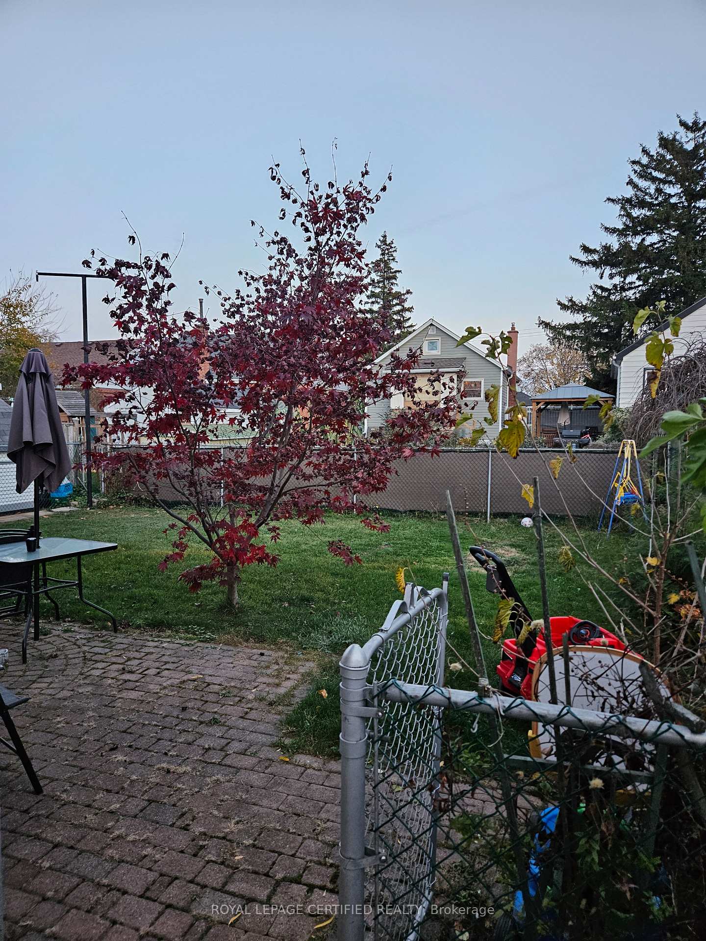Photo 23 of 197 Craigroyston Road, Hamilton, Bartonville — HOMEH