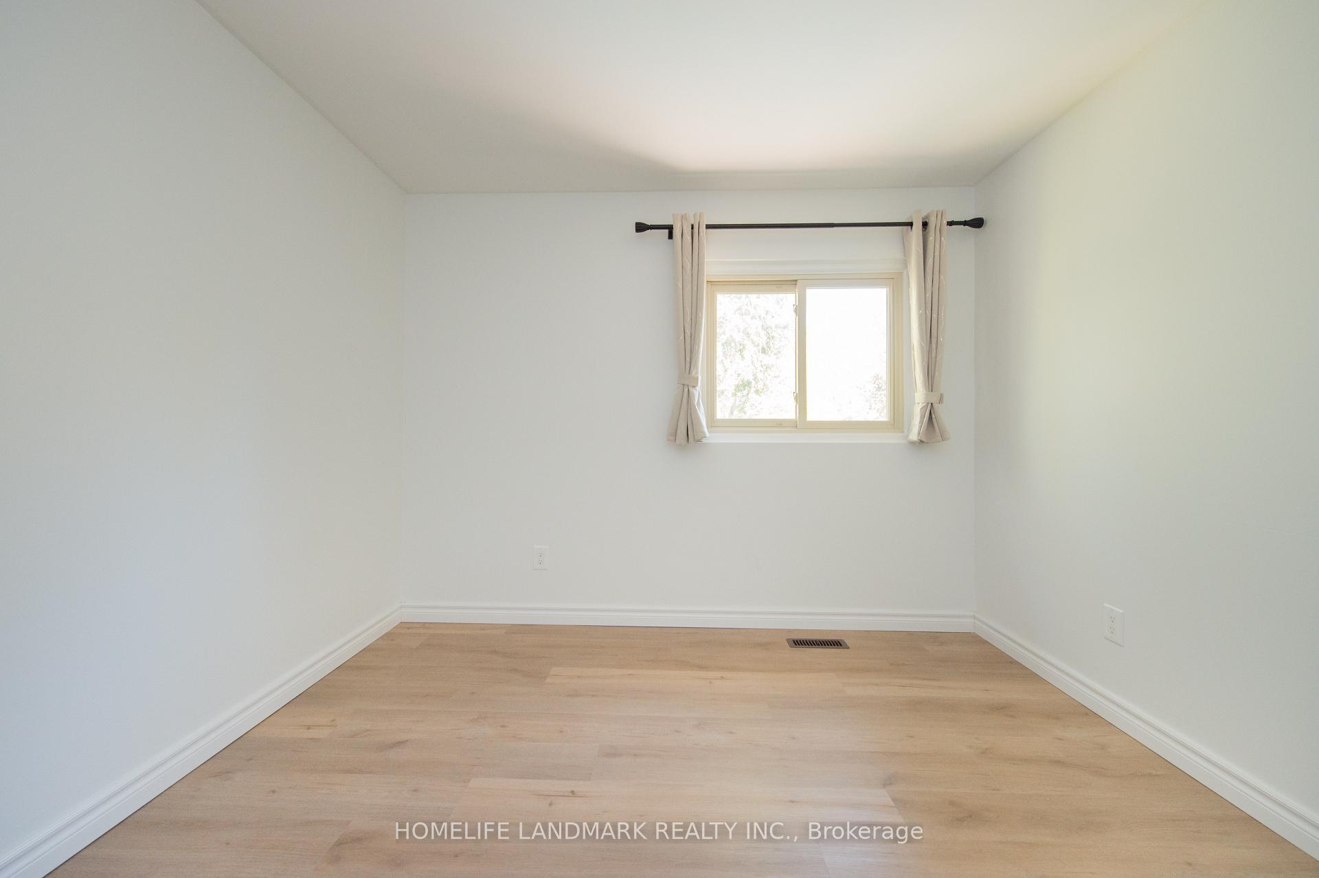 Photo 24 of 193 Chebucto Drive, Oakville, Ford — HOMEH