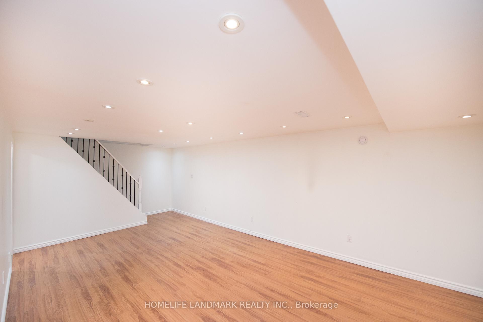 Photo 31 of 193 Chebucto Drive, Oakville, Ford — HOMEH