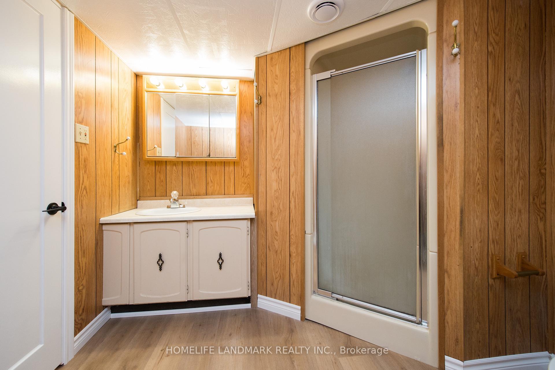 Photo 35 of 193 Chebucto Drive, Oakville, Ford — HOMEH
