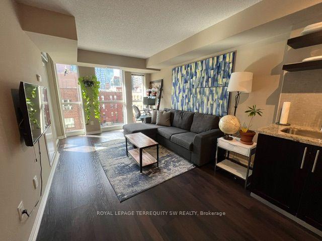 Photo 17 of Unit 807, 400 Adelaide Street E, Toronto, Moss Park — HOMEH