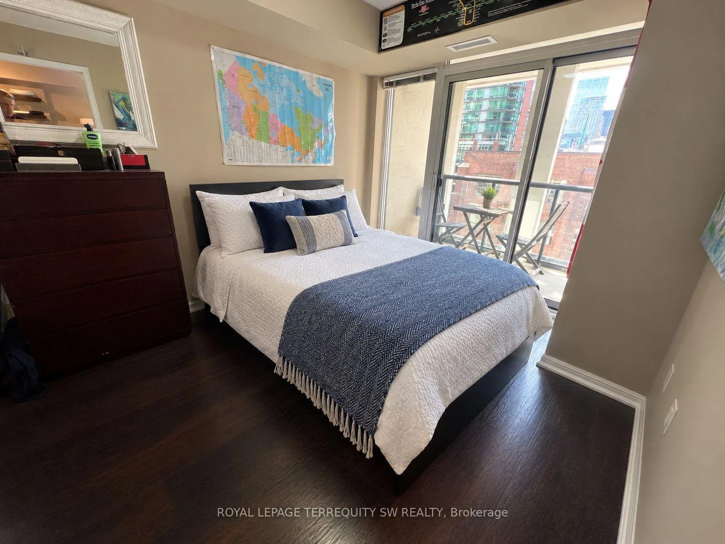 Photo 19 of Unit 807, 400 Adelaide Street E, Toronto, Moss Park — HOMEH