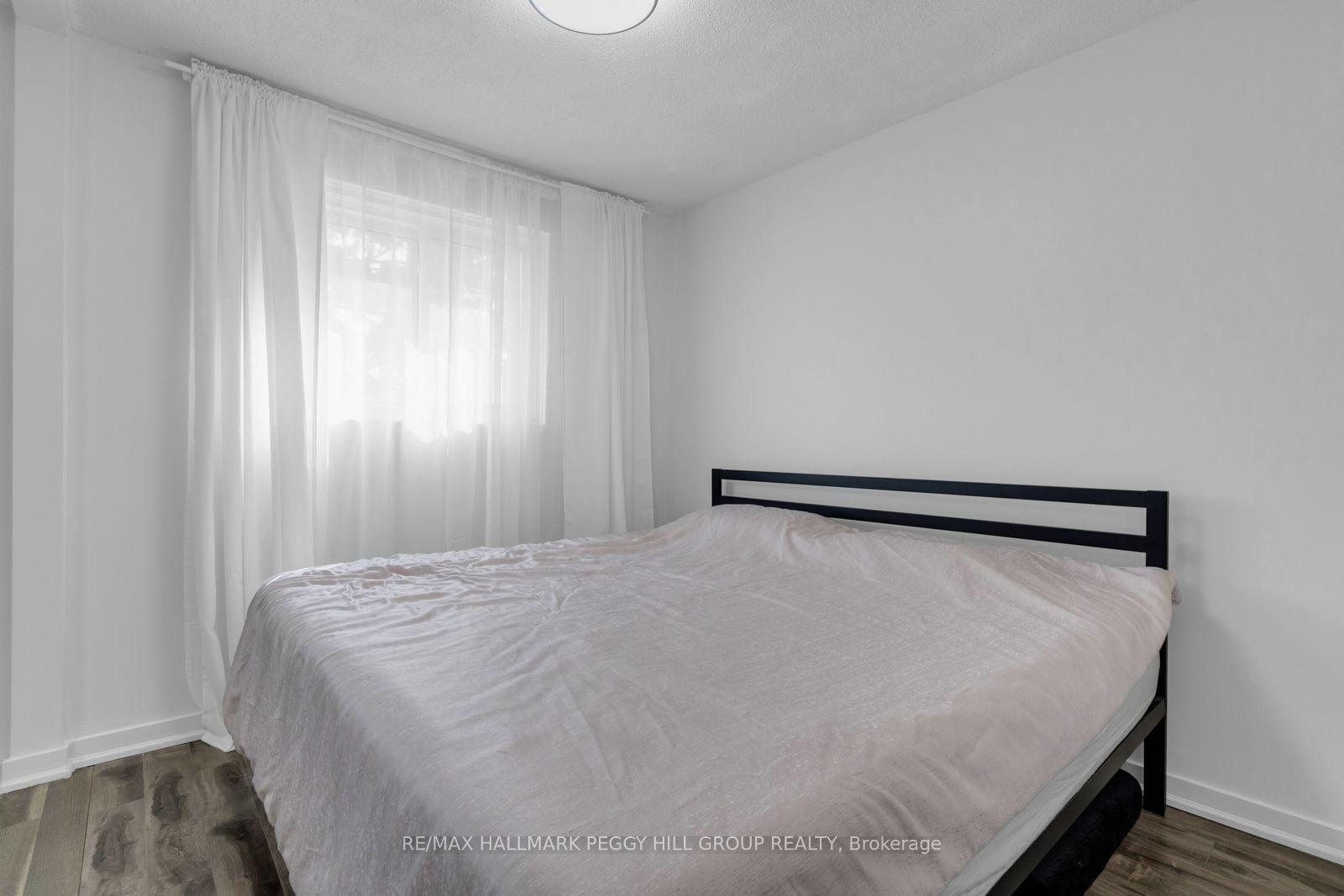 Photo 5 of Unit B1, 63 Ferris Lane, Barrie, Cundles East — HOMEH