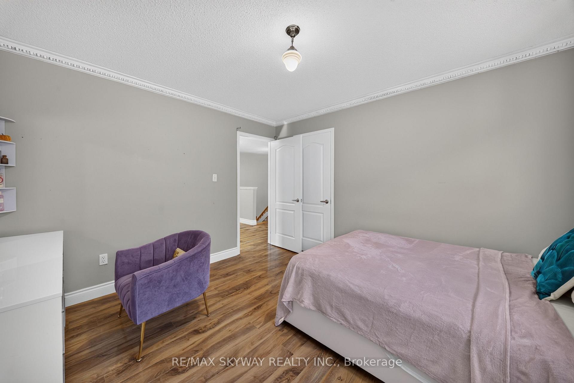 Photo 26 of 59 Crystal Glen Crescent, Brampton, Credit Valley — HOMEH