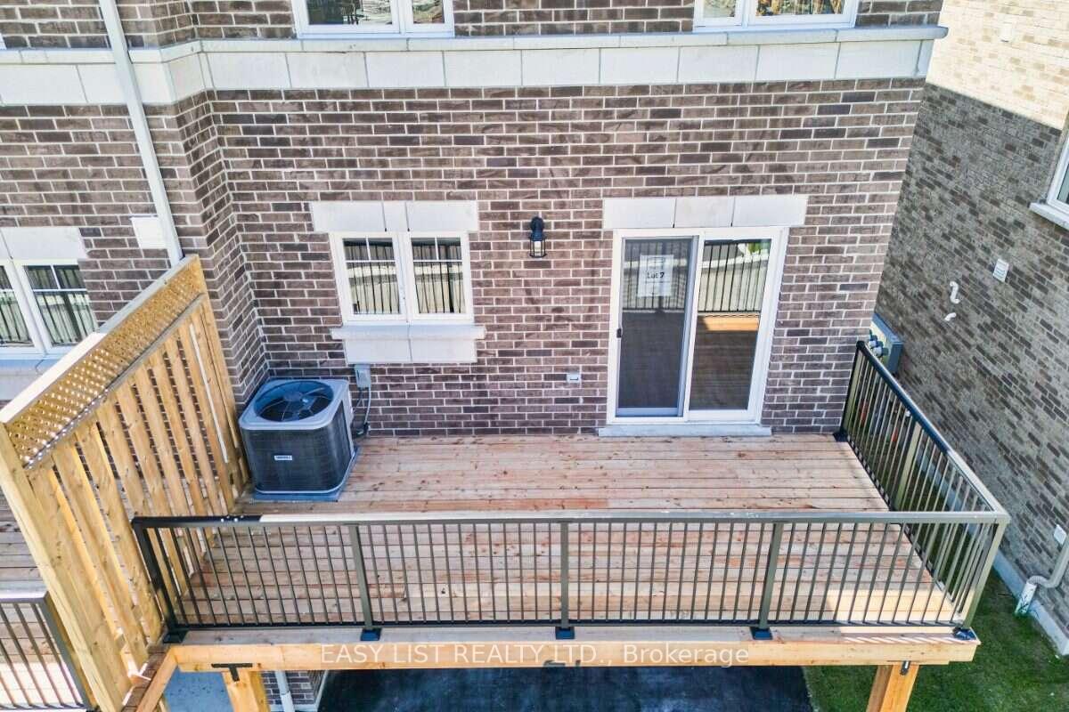 Photo 7 of 27 Addyman Crescent, Clarington, Newcastle — HOMEH