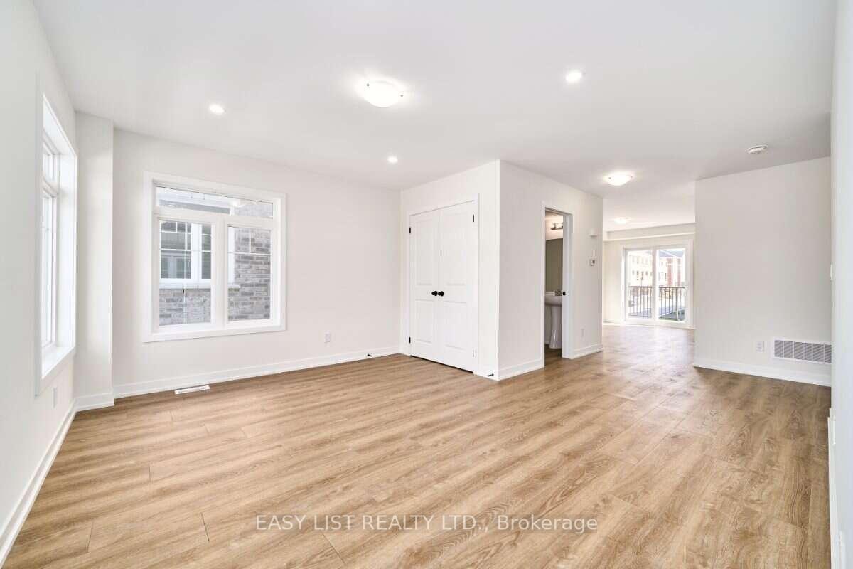 Photo 19 of 27 Addyman Crescent, Clarington, Newcastle — HOMEH