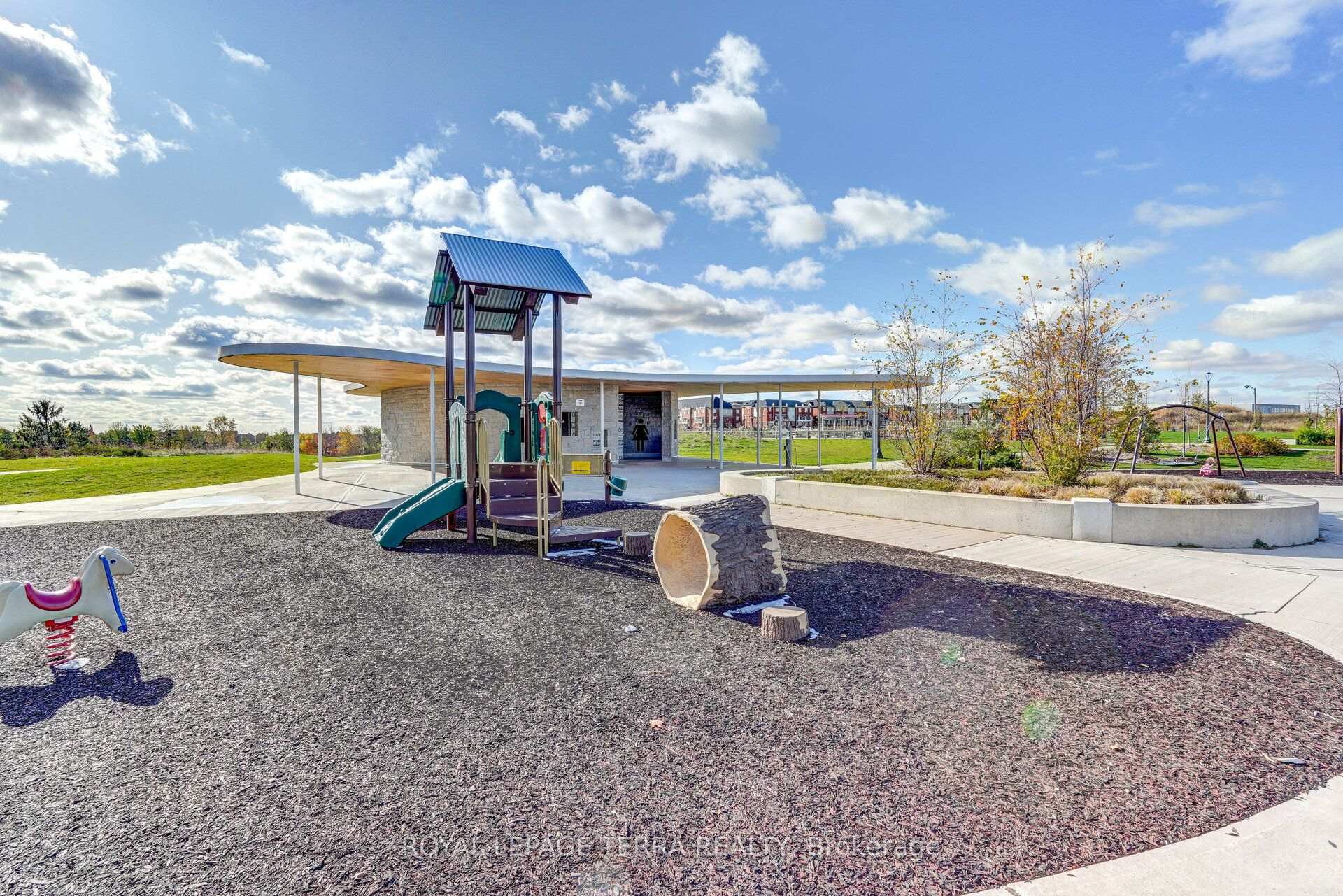 Photo 46 of Unit 1011, 2379 Central Park Drive, Oakville, River Oaks — HOMEH