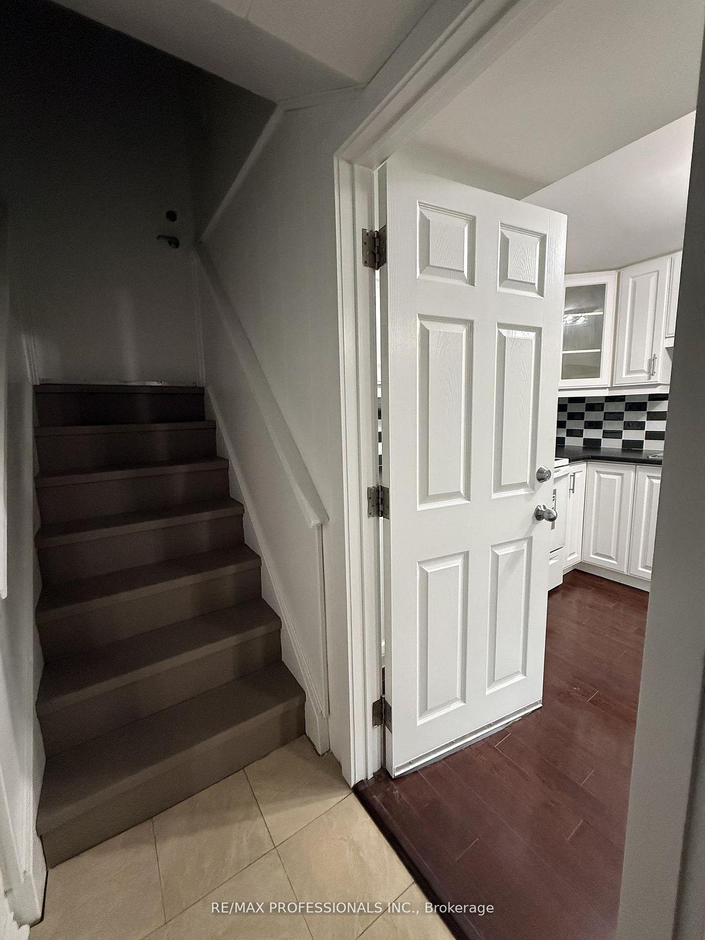 Photo 17 of Unit Basement, 23 Dunwich Place, Brampton, Southgate — HOMEH