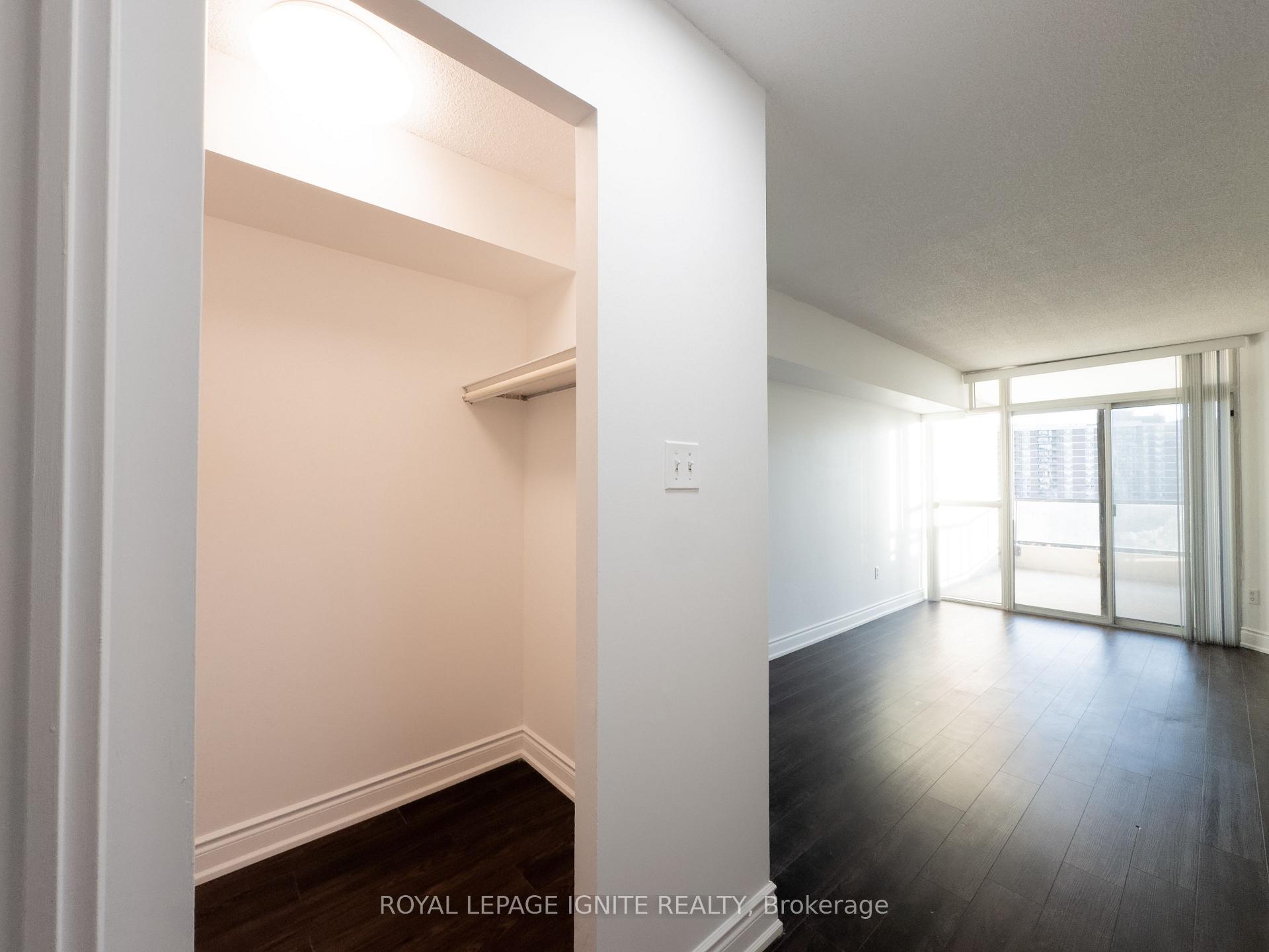 Photo 29 of Unit 1010, 5 Rowntree Road, Etobicoke, Mount Olive-Silverstone-Jamestown — HOMEH