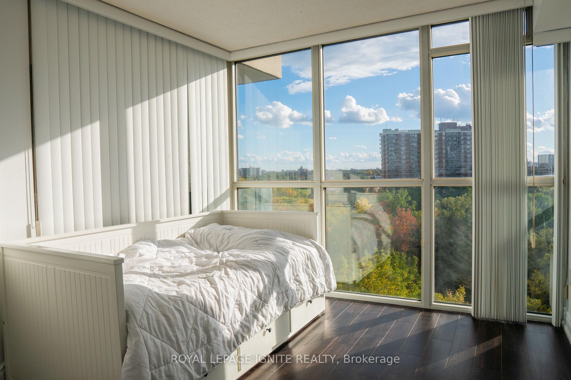 Photo 16 of Unit 1010, 5 Rowntree Road, Etobicoke, Mount Olive-Silverstone-Jamestown — HOMEH