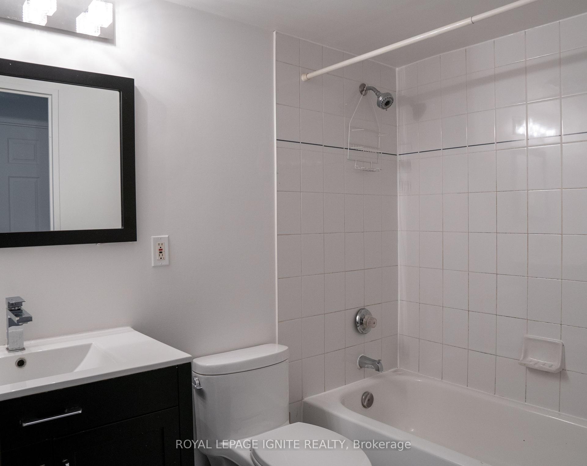 Photo 20 of Unit 1010, 5 Rowntree Road, Etobicoke, Mount Olive-Silverstone-Jamestown — HOMEH