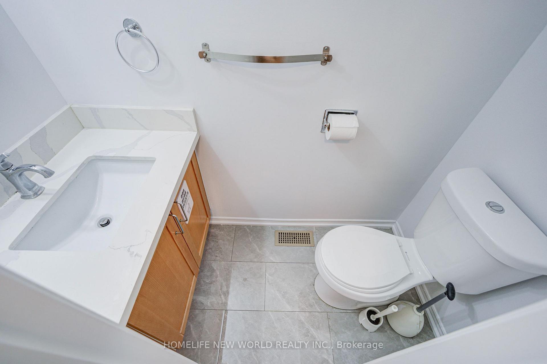 Photo 9 of 102 Madsen Crescent, Markham, Markville — HOMEH