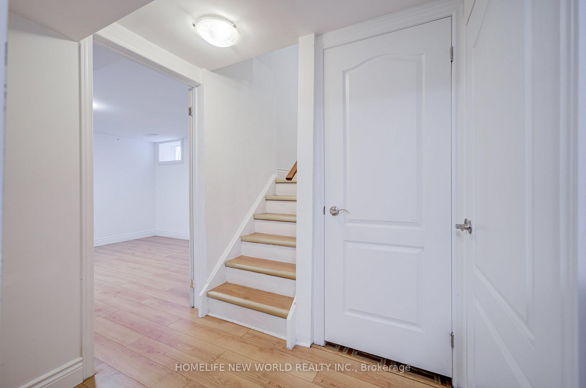 Photo 39 of 102 Madsen Crescent, Markham, Markville — HOMEH