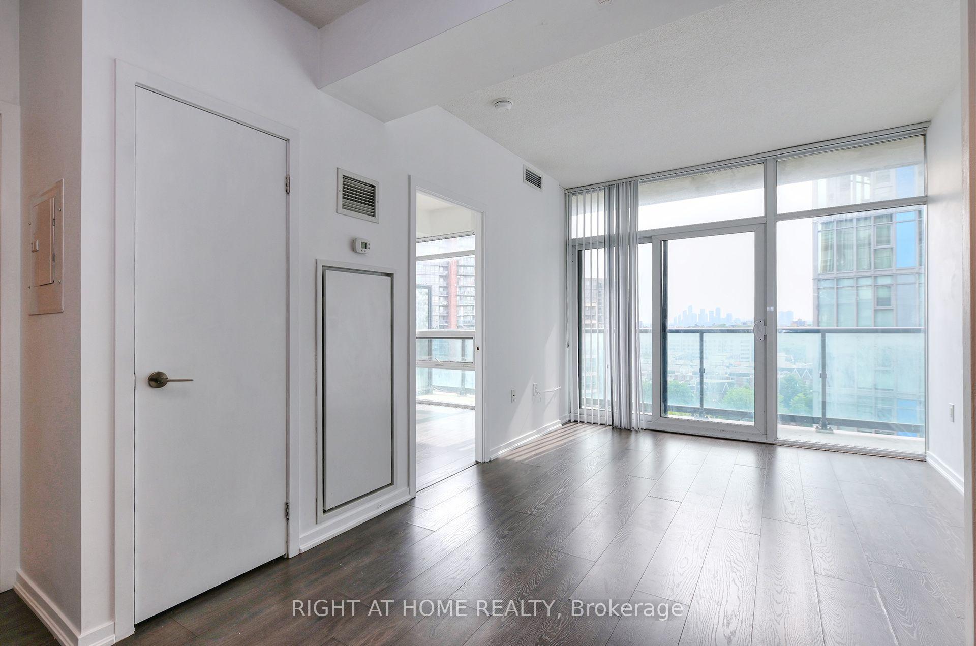Photo 10 of Unit 1511, 36 Lisgar Street, Toronto, Little Portugal — HOMEH