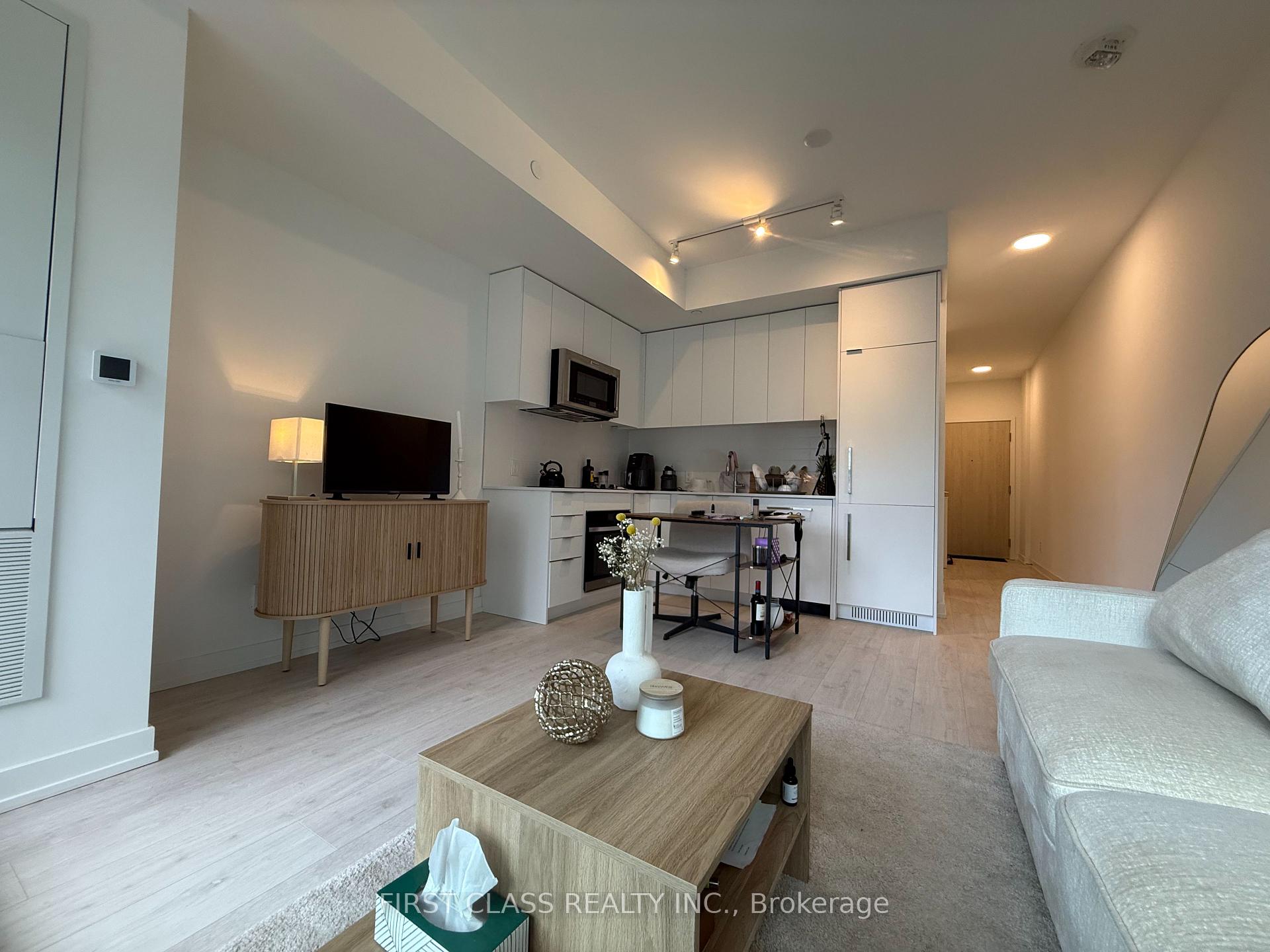 Photo of Unit 322, 181 Sheppard Avenue E