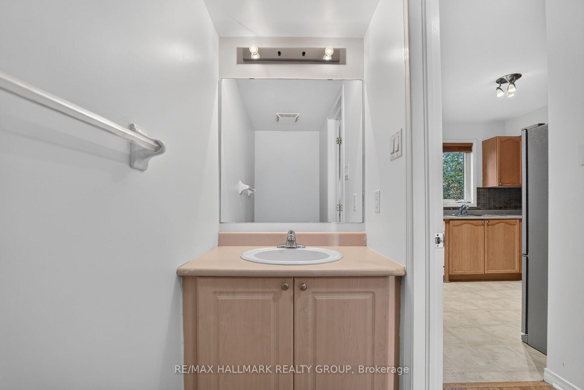 Photo 14 of 316 Gotham Private, Ottawa, Central Park — HOMEH