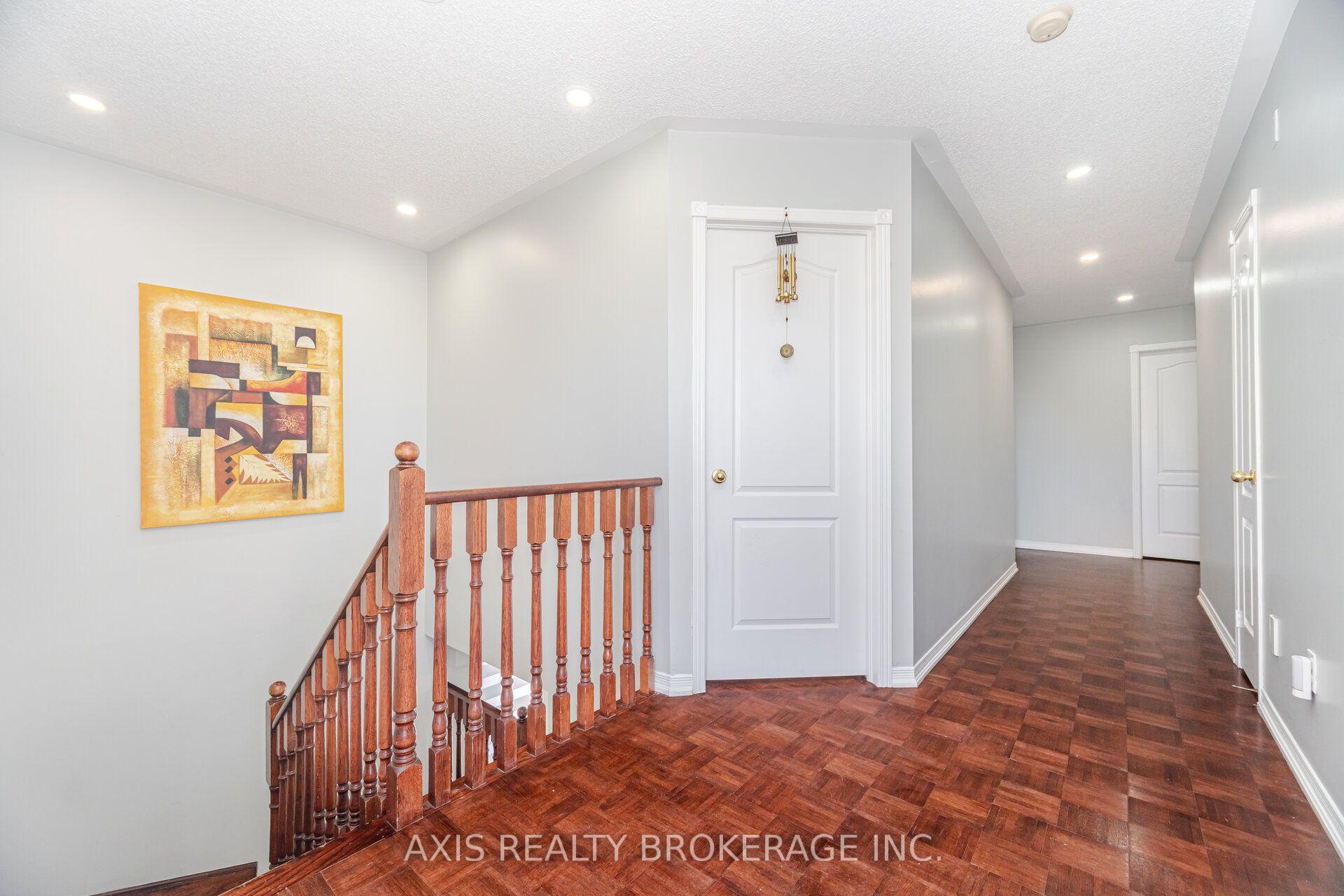 Photo 25 of 2 Queen Mary Drive, Brampton, Fletcher's Meadow — HOMEH