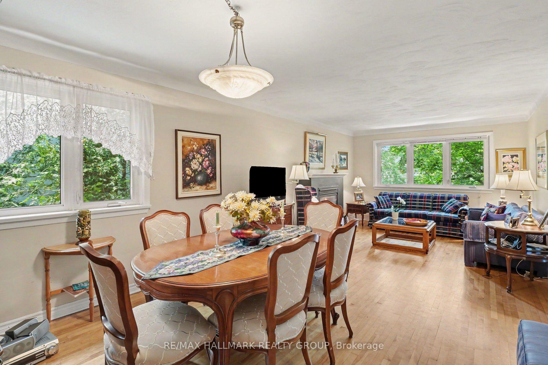 Photo 9 of Unit 2, 657 Golden Avenue, Ottawa, Laurentianview — HOMEH