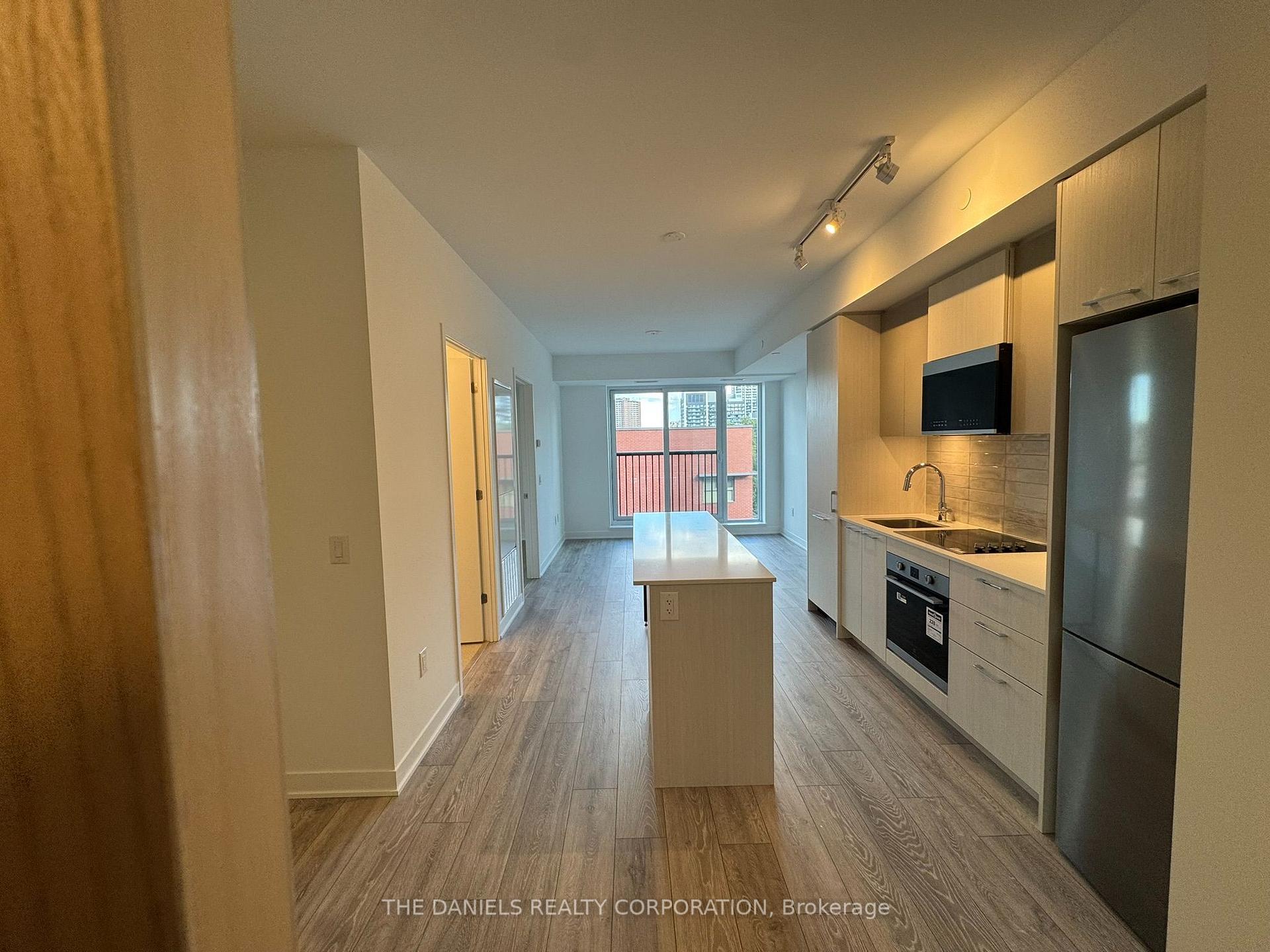 Photo 3 of Unit 411, 10 Oak Street, Toronto, Regent Park — HOMEH