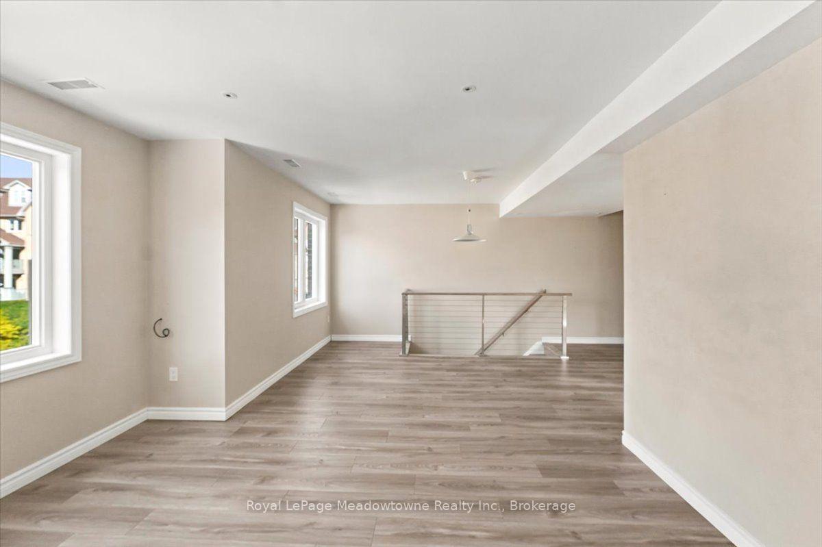 Photo 14 of Unit 109, 75 Weldrick Road E, Richmond Hill, Observatory — HOMEH