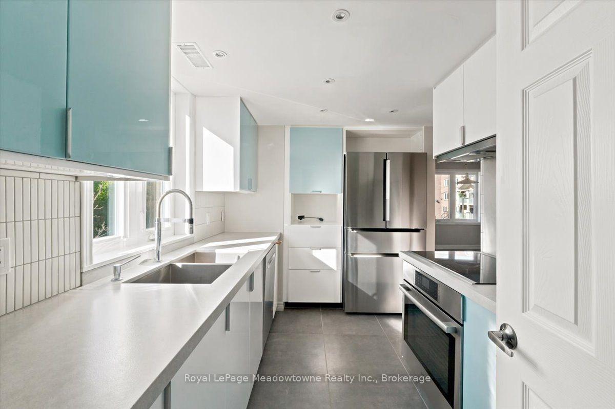 Photo 19 of Unit 109, 75 Weldrick Road E, Richmond Hill, Observatory — HOMEH