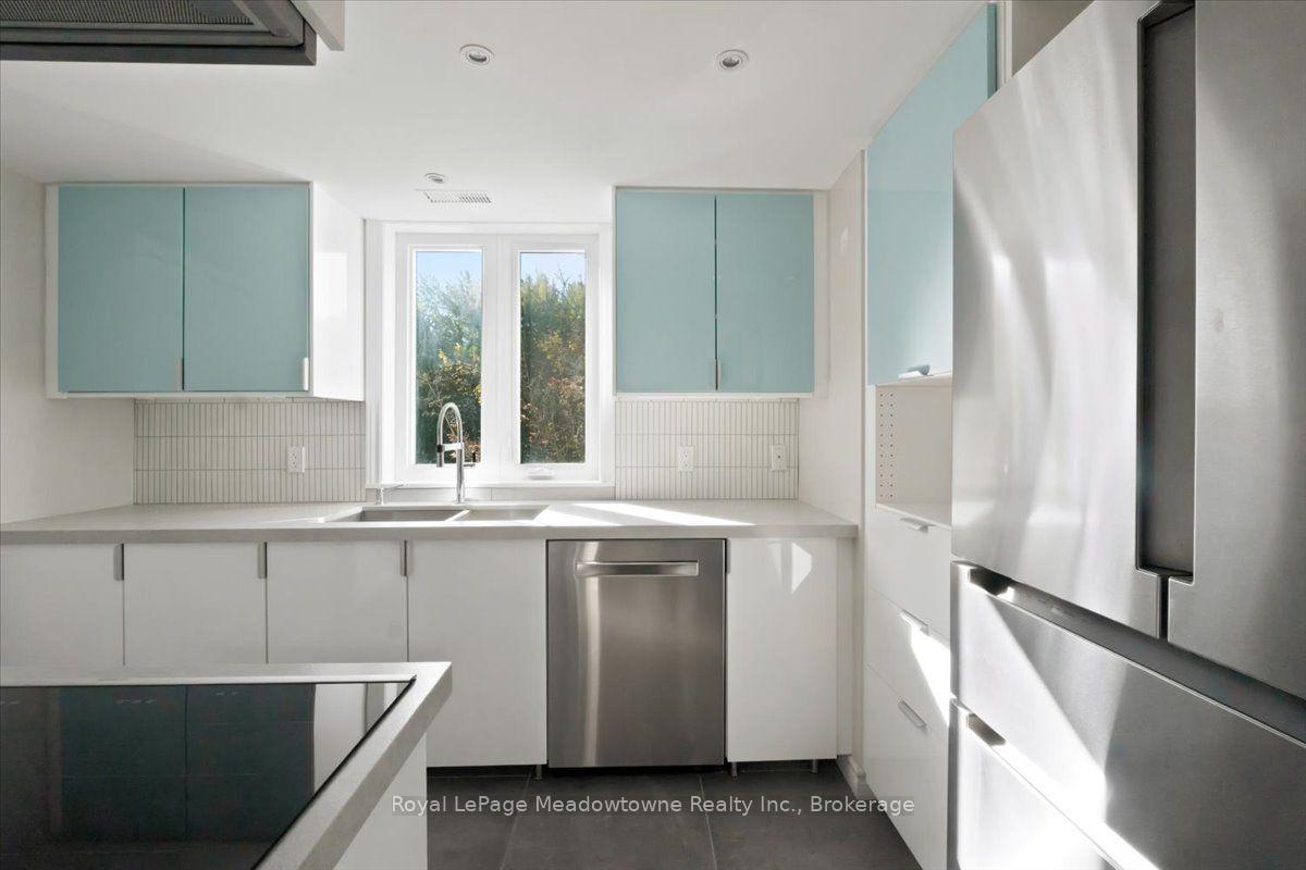 Photo 23 of Unit 109, 75 Weldrick Road E, Richmond Hill, Observatory — HOMEH
