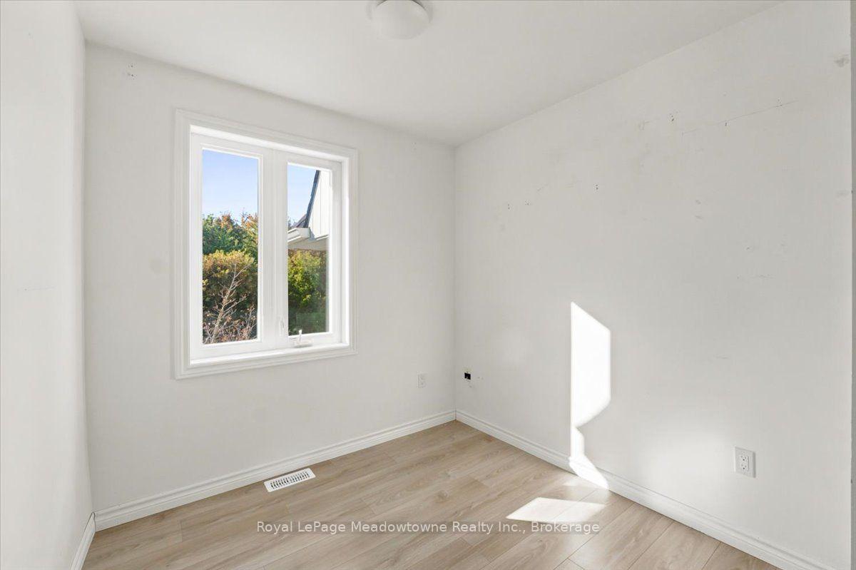 Photo 27 of Unit 109, 75 Weldrick Road E, Richmond Hill, Observatory — HOMEH