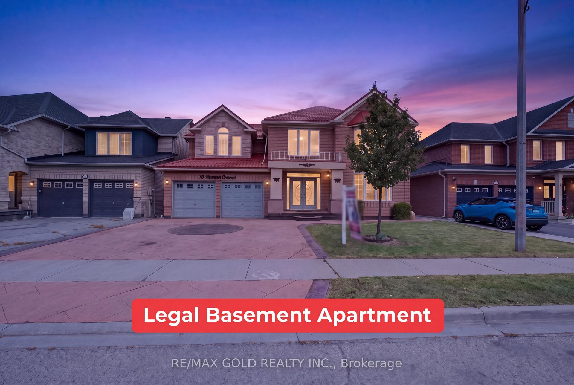 Photo 2 of 70 Maldives Crescent, Brampton, Vales of Castlemore — HOMEH