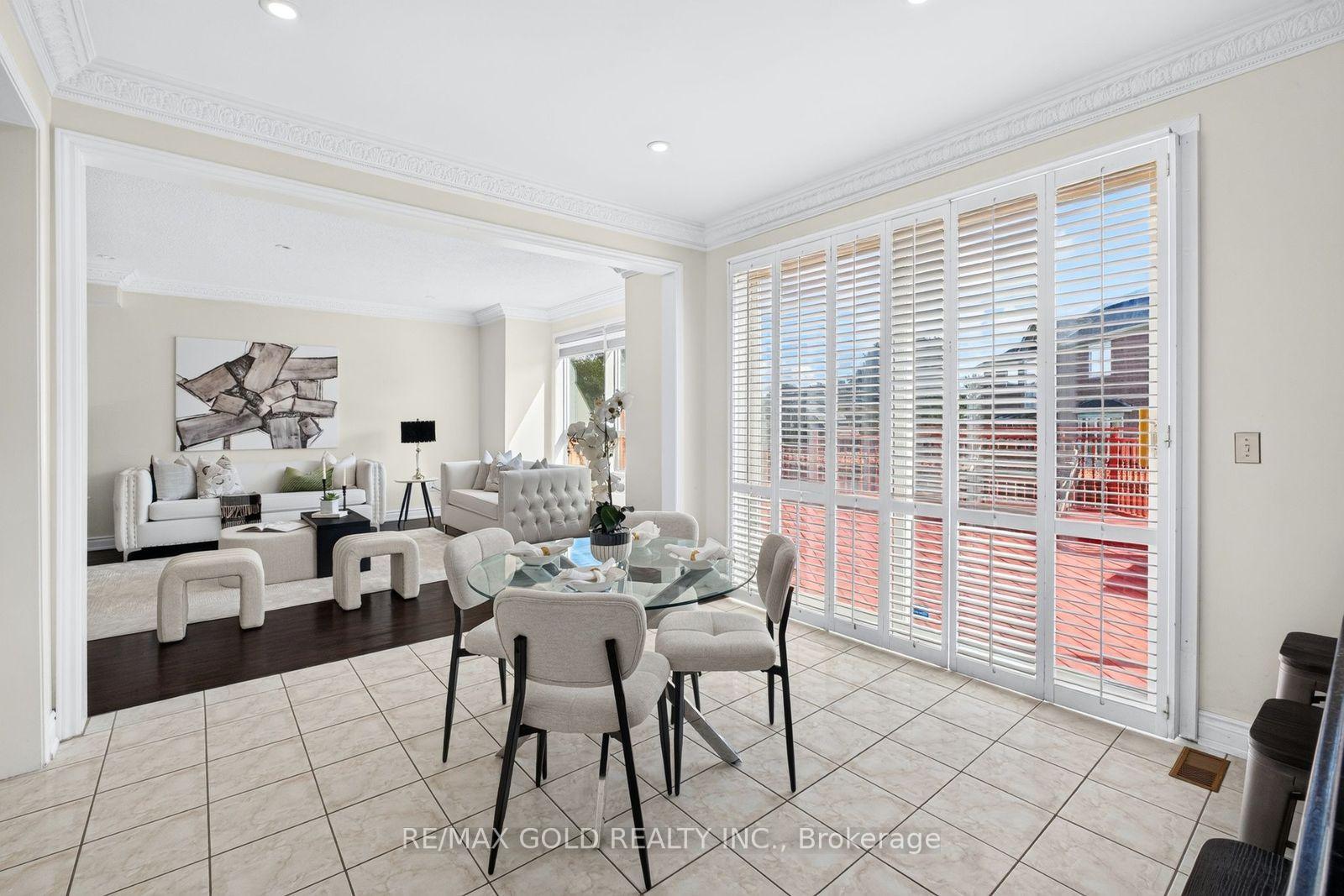 Photo 13 of 70 Maldives Crescent, Brampton, Vales of Castlemore — HOMEH