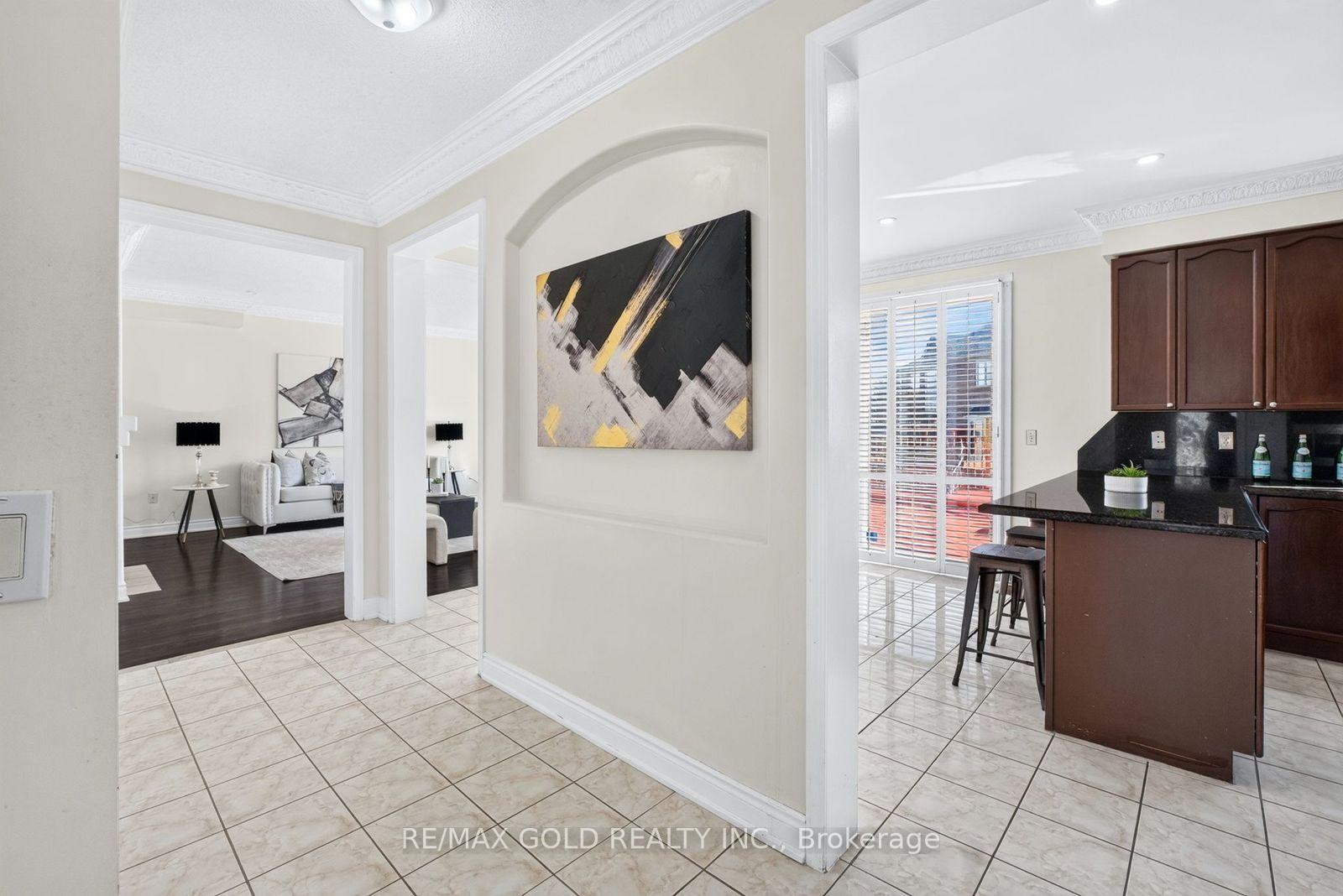 Photo 18 of 70 Maldives Crescent, Brampton, Vales of Castlemore — HOMEH
