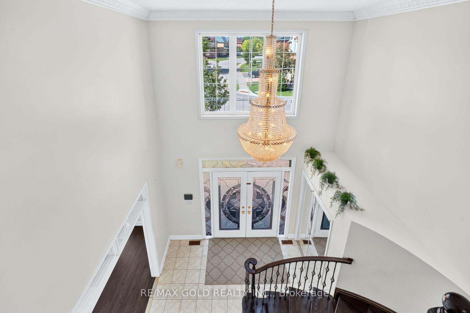 Photo 20 of 70 Maldives Crescent, Brampton, Vales of Castlemore — HOMEH