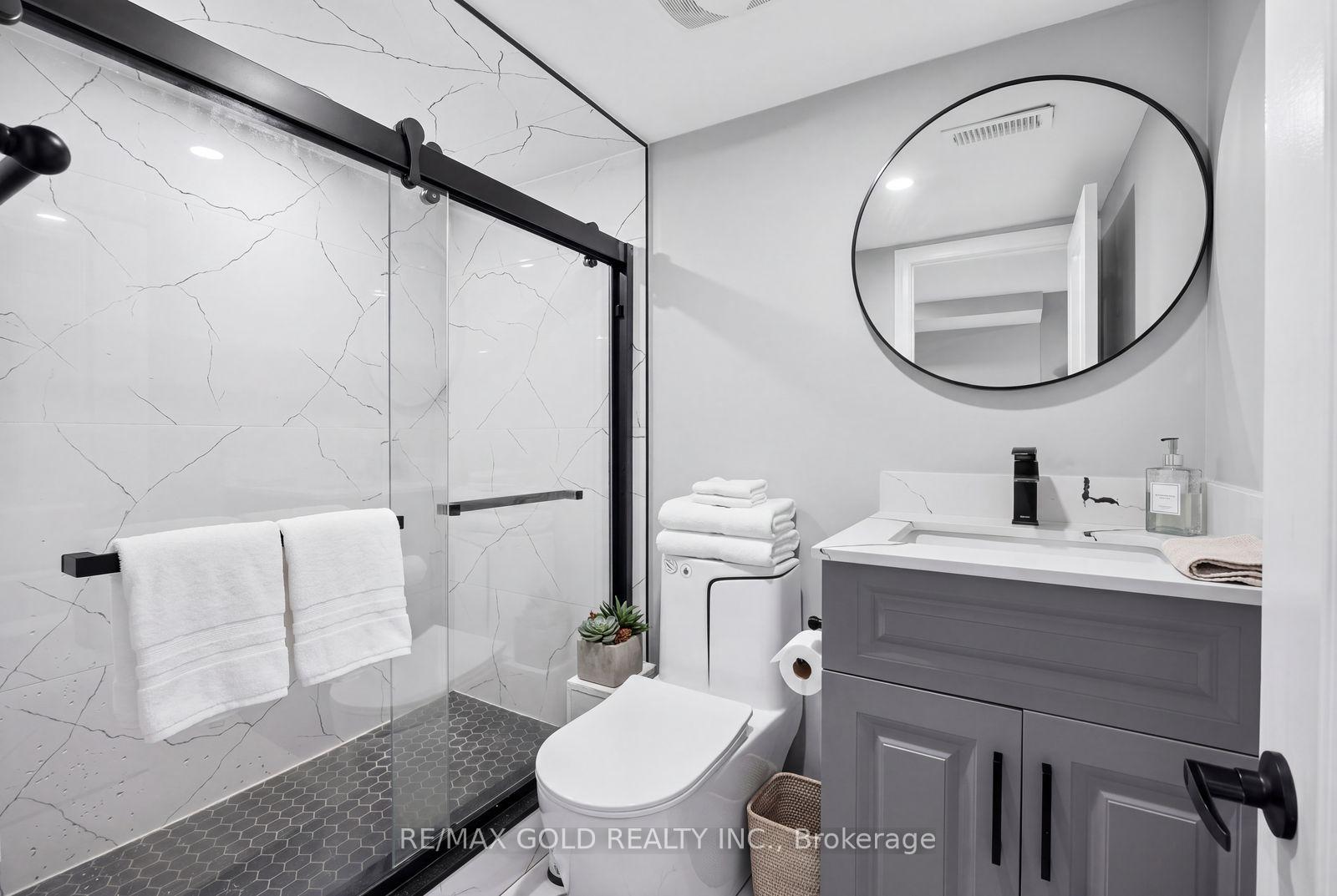 Photo 41 of 70 Maldives Crescent, Brampton, Vales of Castlemore — HOMEH