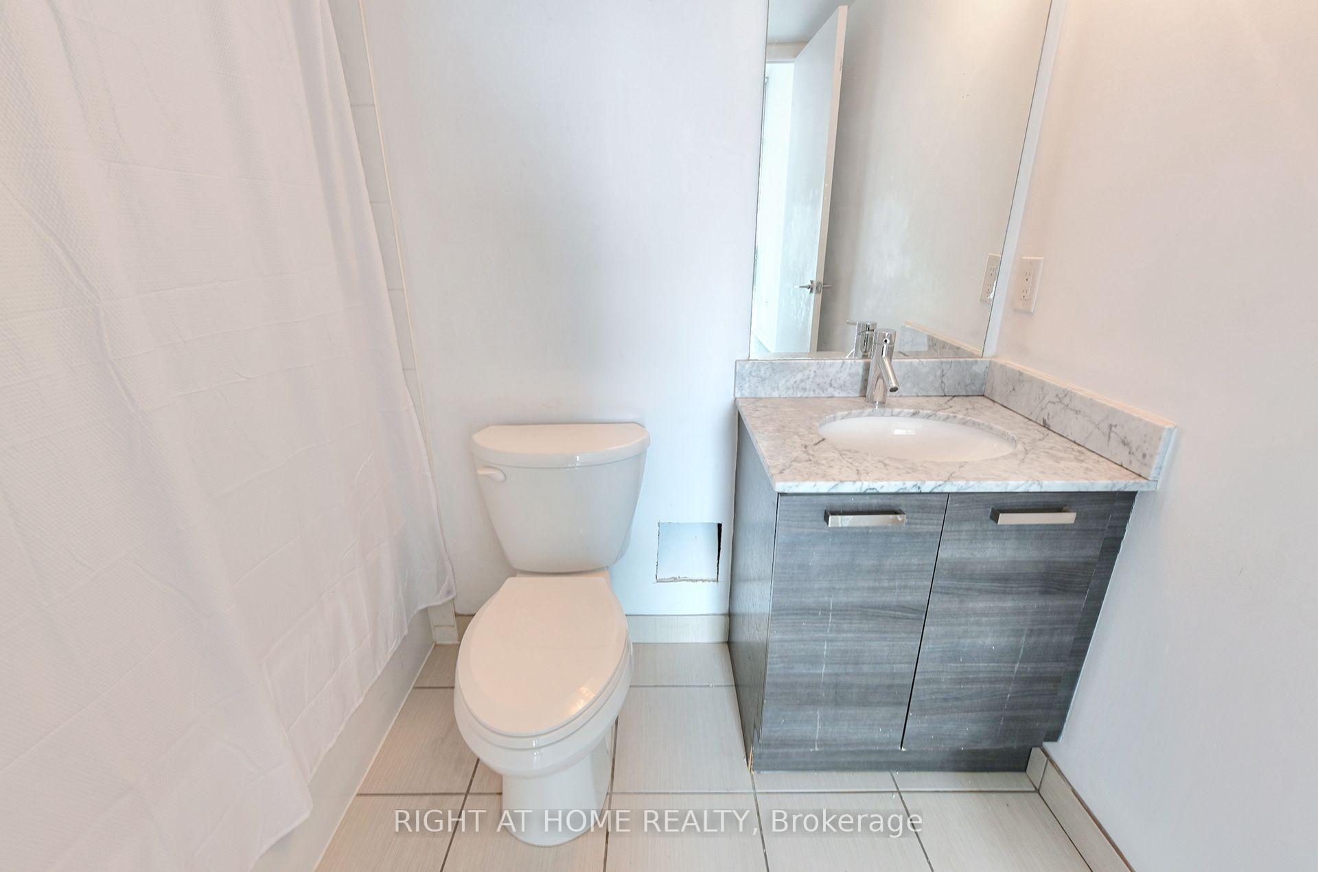 Photo 24 of Unit 1511W, 36 Lisgar Street, Toronto, Little Portugal — HOMEH