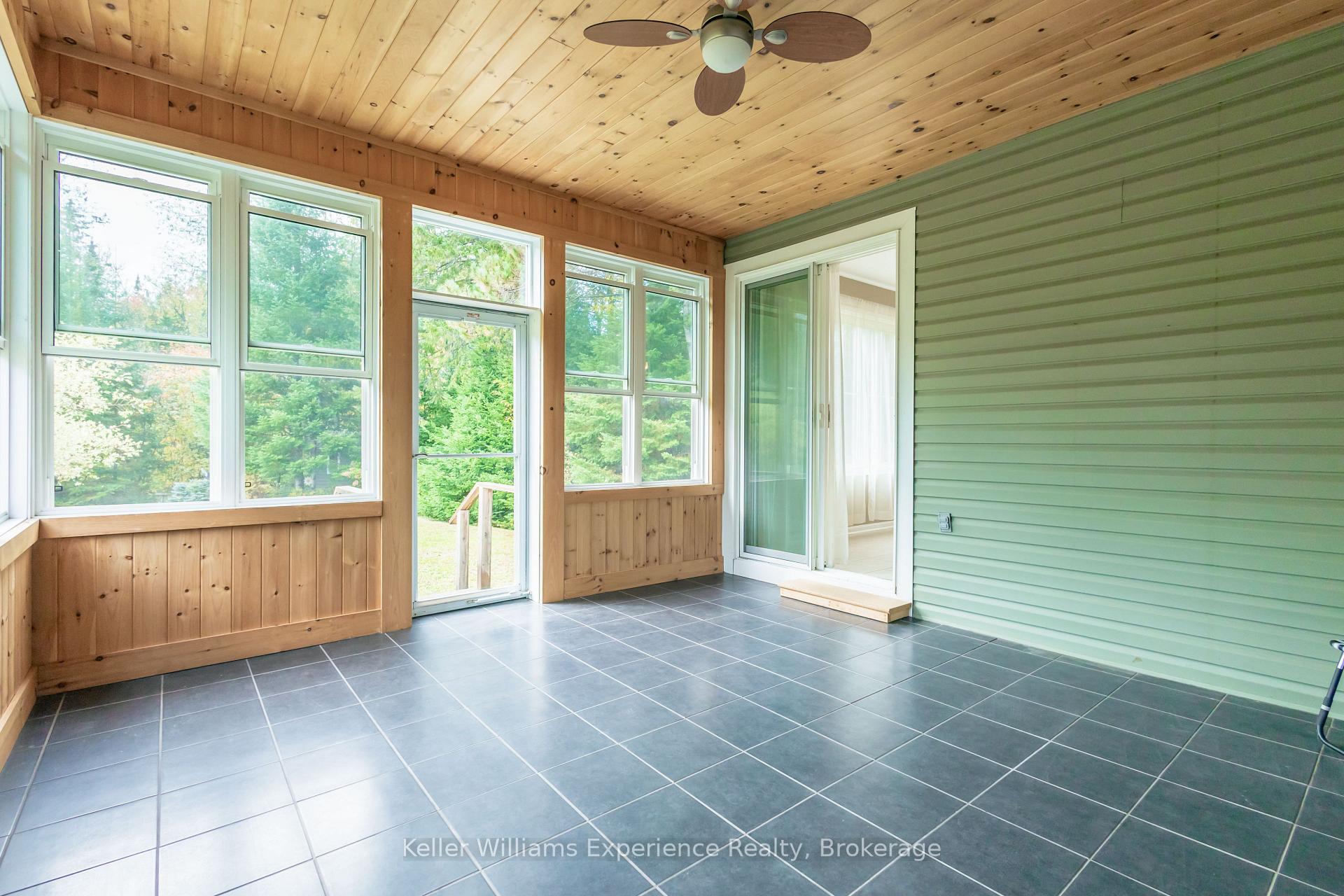 Photo 46 of 6 Pheasant Run, Bracebridge, Macaulay — HOMEH