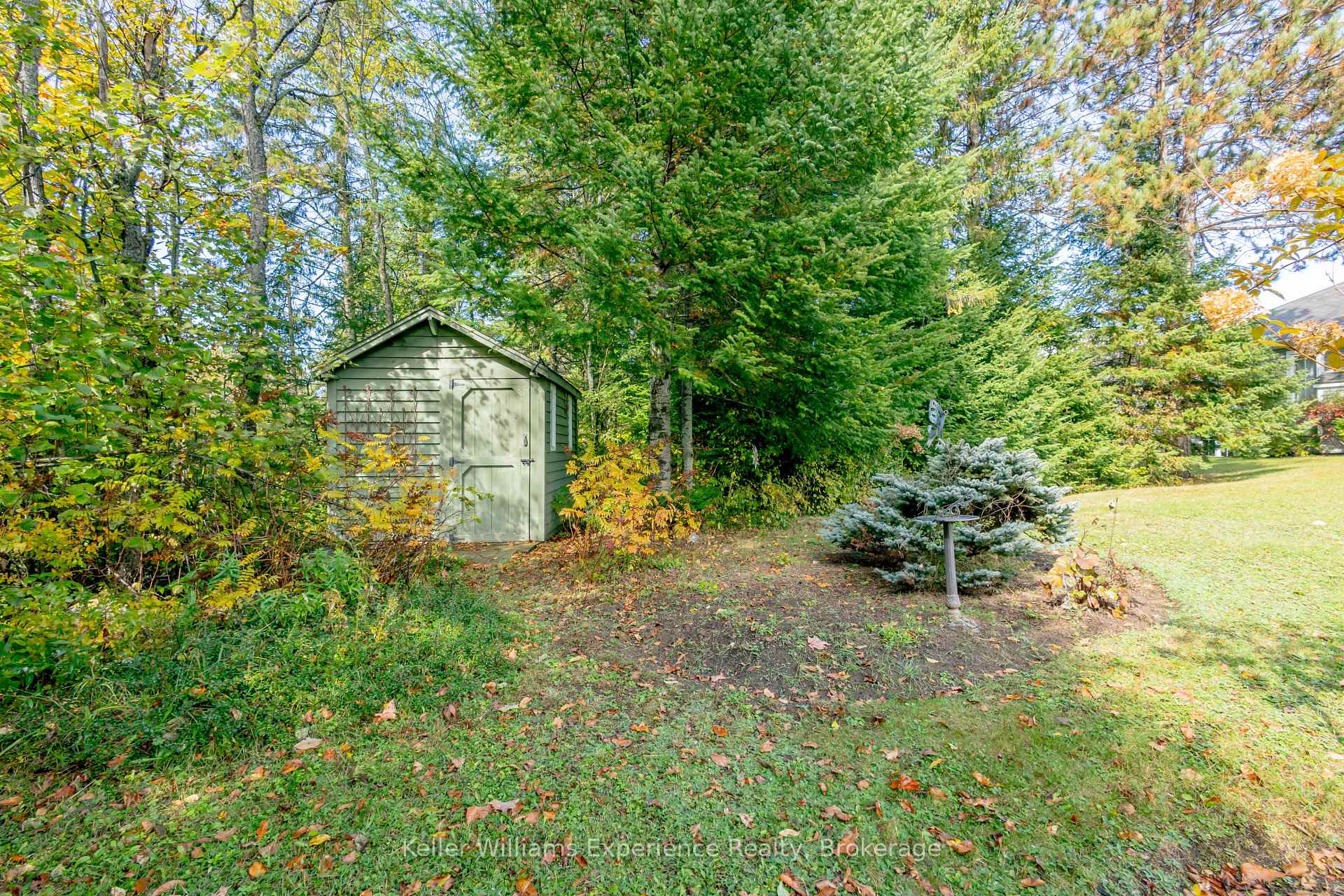 Photo 57 of 6 Pheasant Run, Bracebridge, Macaulay — HOMEH