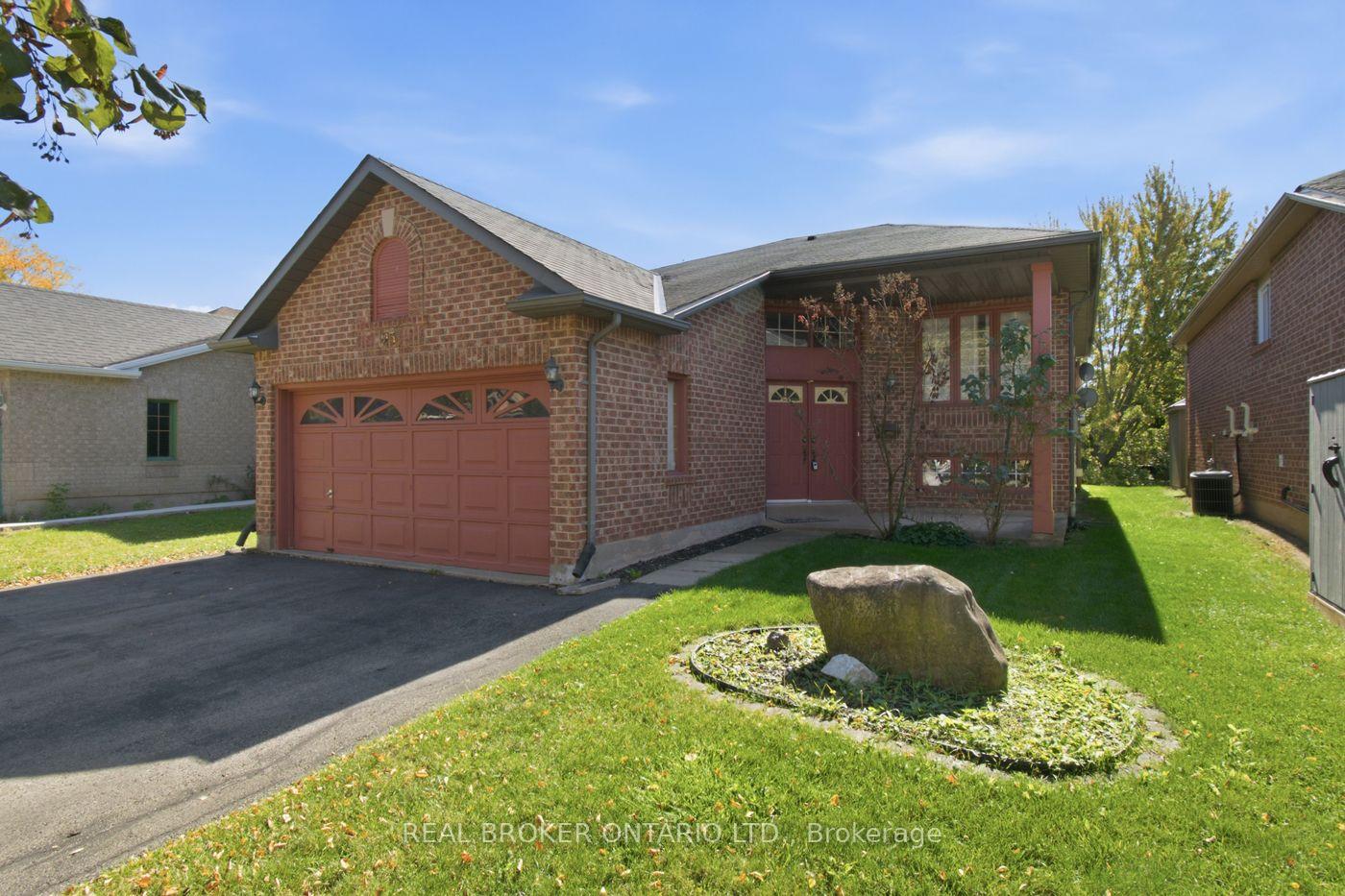 Photo of 23 Madison Court W