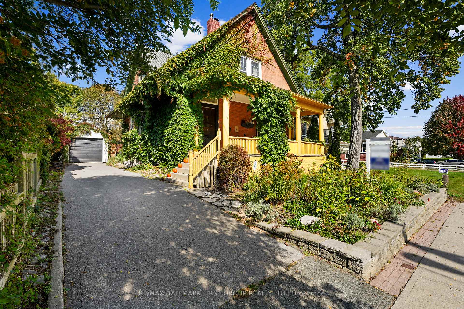 Photo 2 of 44 James Street W, Cobourg — HOMEH