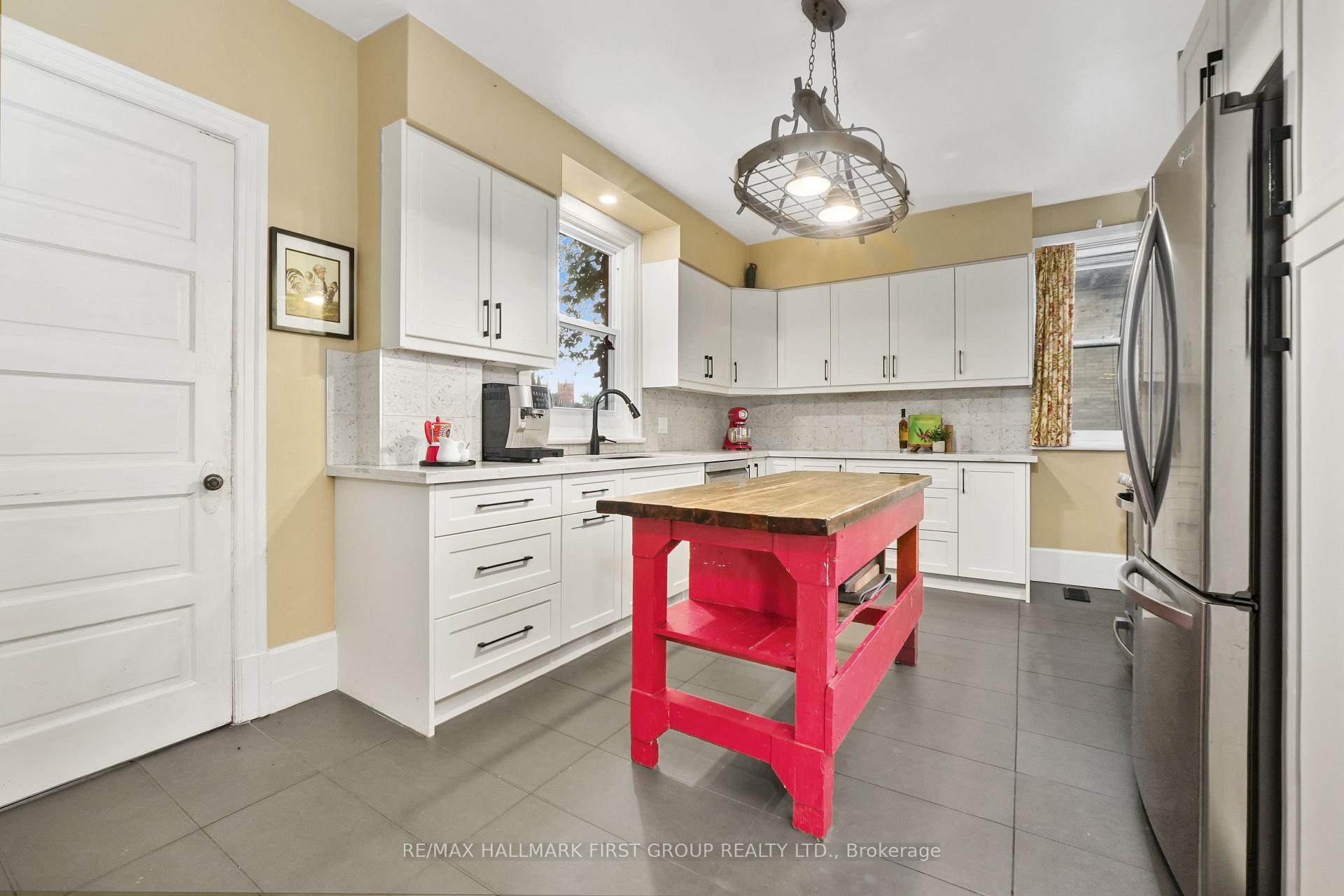 Photo 21 of 44 James Street W, Cobourg — HOMEH