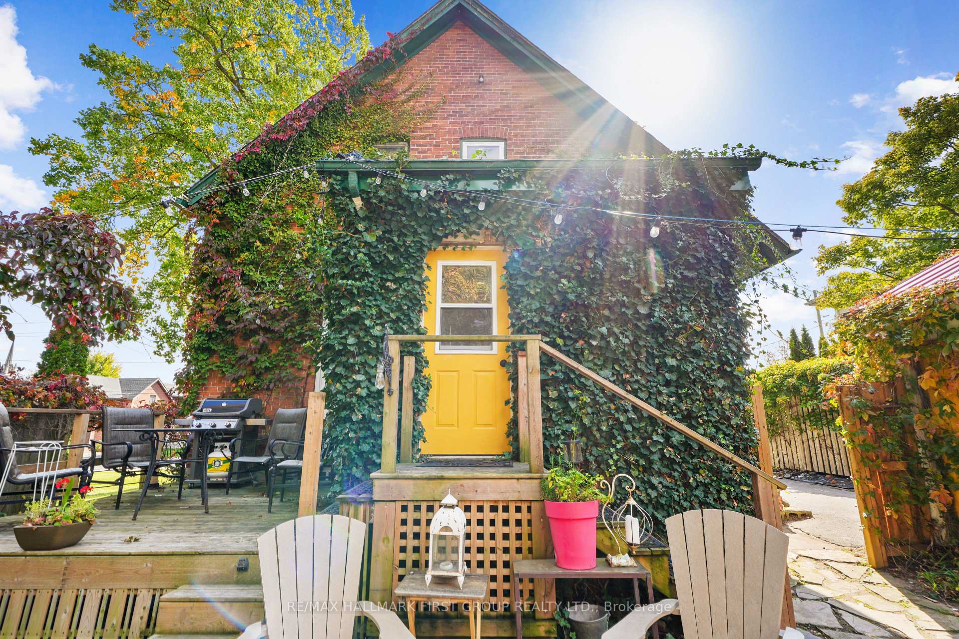 Photo 40 of 44 James Street W, Cobourg — HOMEH