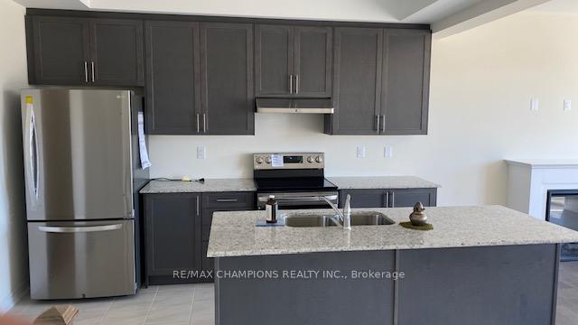 Photo 5 of 171 Hayrake Street, Brampton, Snelgrove — HOMEH