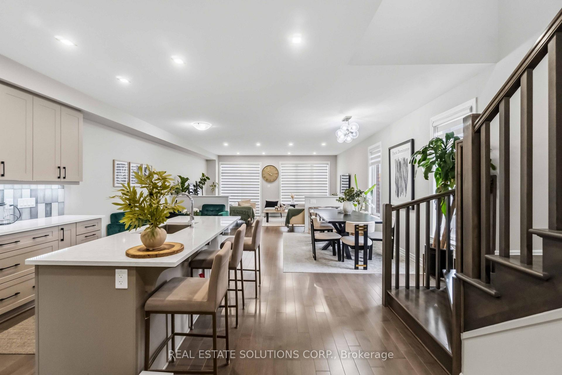 Photo 9 of 134 Nepeta Crescent, Ottawa, Blossom Park/Kemp Park/Findlay Creek — HOMEH