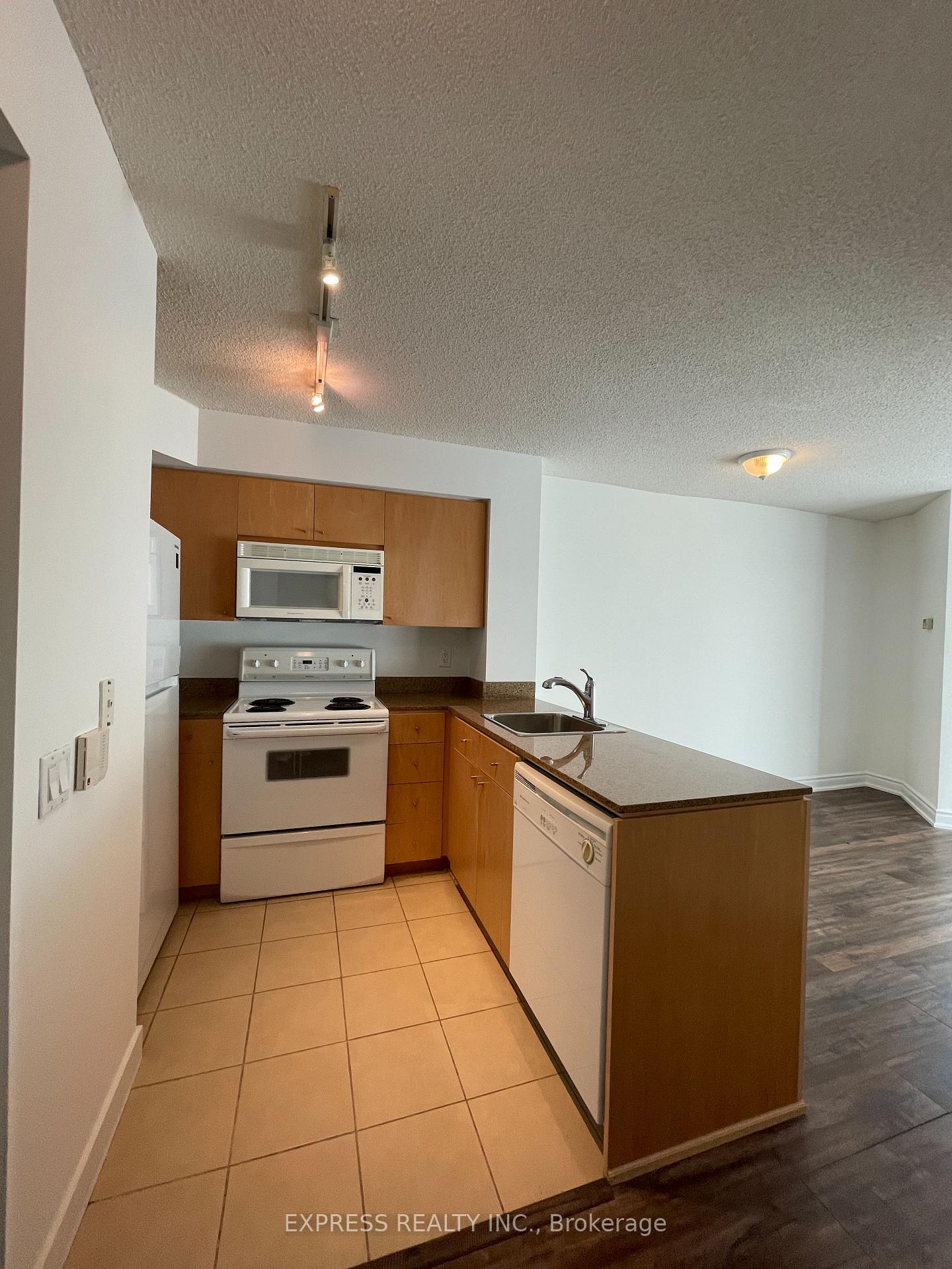 Photo of Unit 512, 361 Front Street W