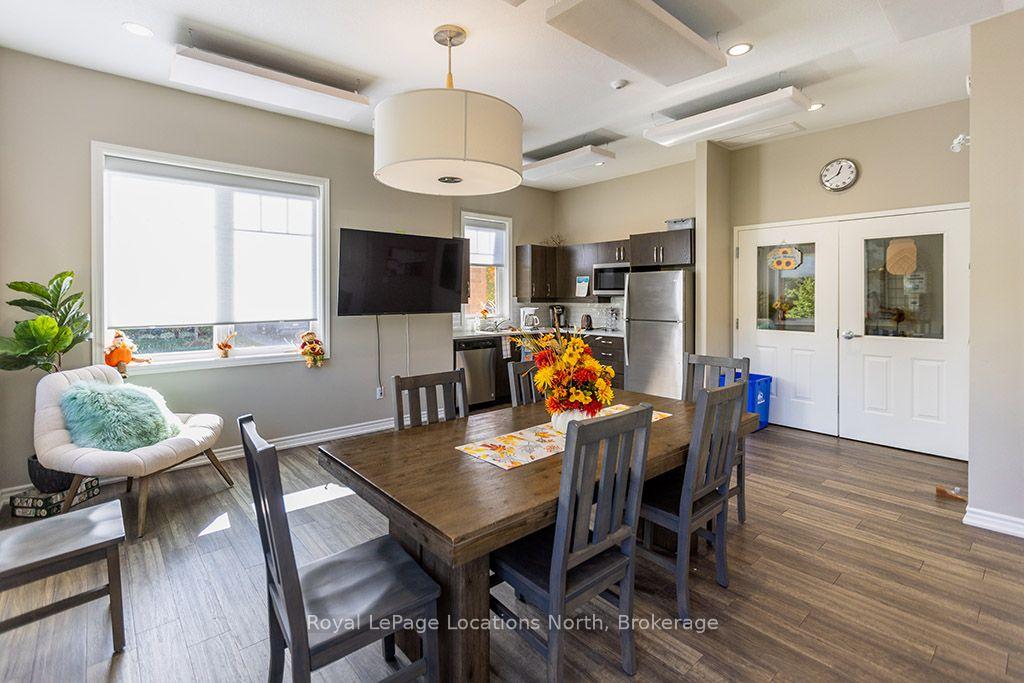 Photo 55 of 9 Russett Drive, Meaford — HOMEH