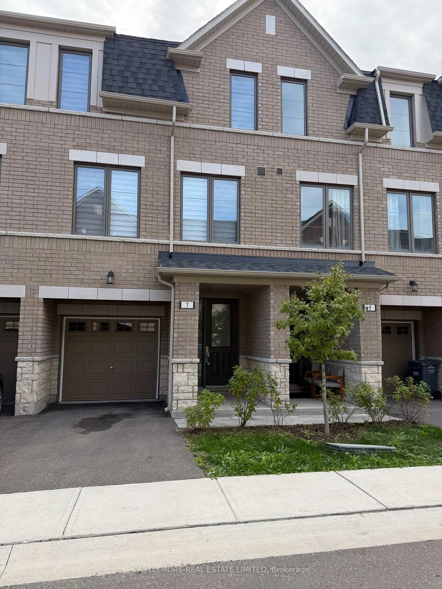 Photo 1 of 7 Arcola Street, Brampton, Goreway Drive Corridor — HOMEH