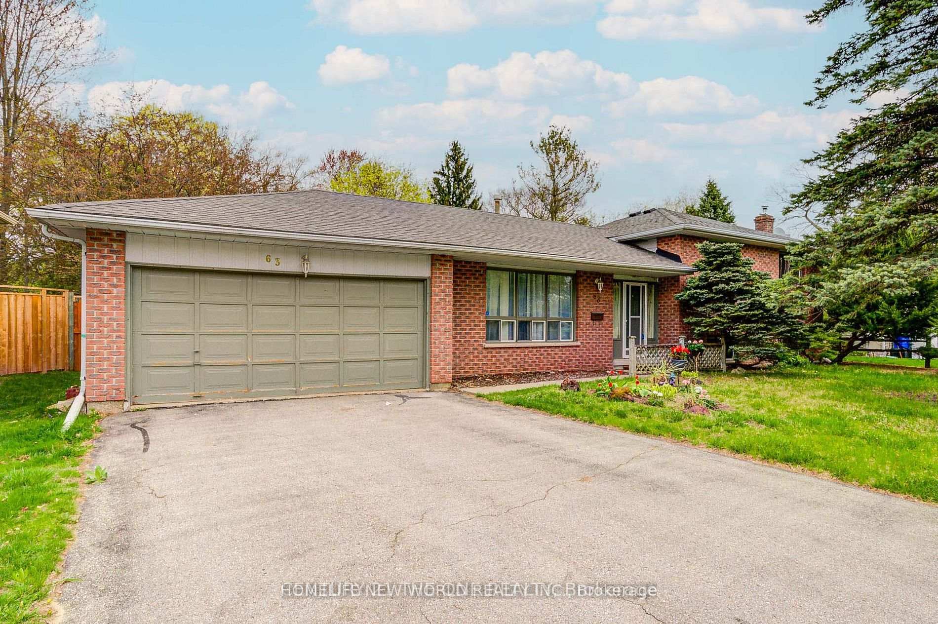 Photo 1 of 63 Kilpatrick Drive, East Gwillimbury, Holland Landing — HOMEH
