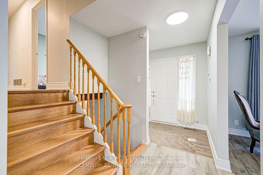 Photo 19 of 63 Kilpatrick Drive, East Gwillimbury, Holland Landing — HOMEH
